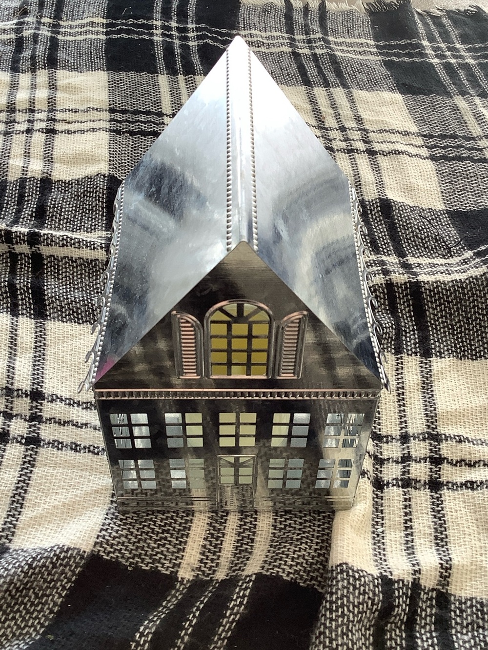 Hallmark luminary house decoration